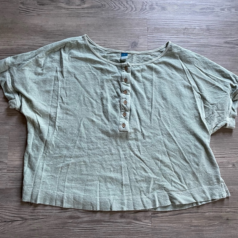 Green Old Navy Crop Top